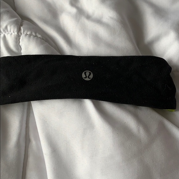 Black Lululemon Headband- offers accepted - Picture 2 of 3